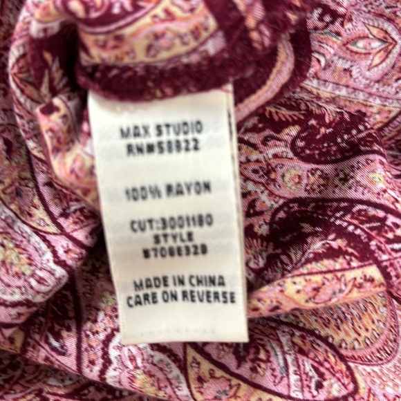 Beautiful paisley Max Studio tunic size Large - Picture 3 of 4
